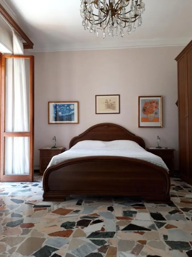 Bed And Breakfast Hibiscus Alghero Itália